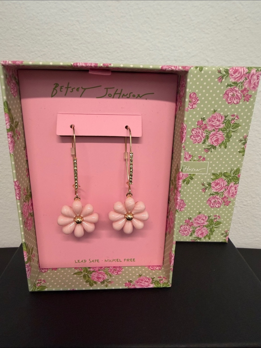 Betsey Johnson | Pink Flower Drop Earrings w/ Rhinestone Accents 🌸